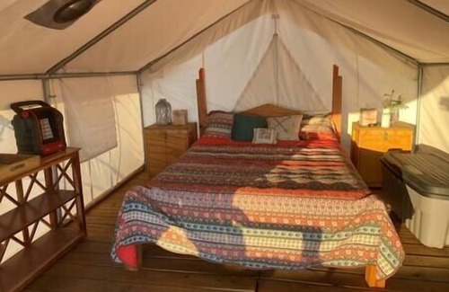 Morgan Hill Cabina | Morgan Hill Majestic Mountain Camp