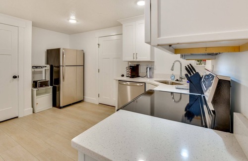 Morgan Apartamento | Morgan Retreat: A Modern Family Getaway