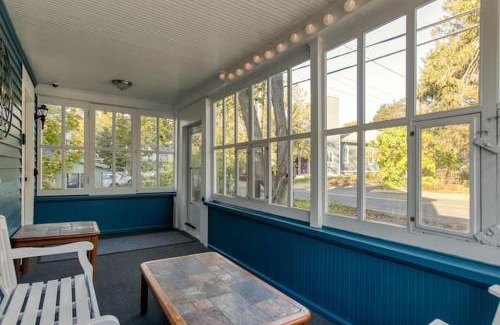 Housatonic Apartamento | Morgan's Millhouse (Front)