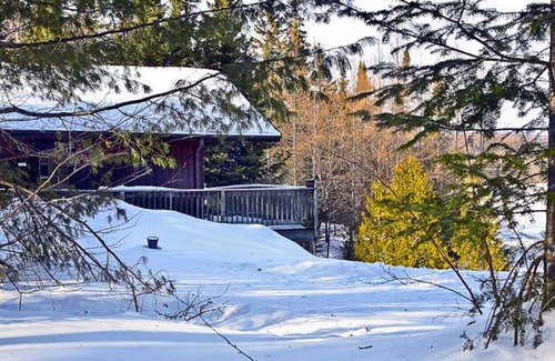 Mille-Isles Cabaña | Morin Heights Hermoso Chalet de esquí frente al lago - Disponible ahora