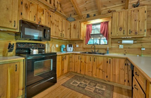 Blue Ridge Cabina | Morning Dew | Hot Tub | Fire Pit