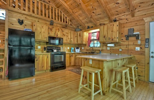 Blue Ridge Cabina | Morning Dew | Hot Tub | Fire Pit