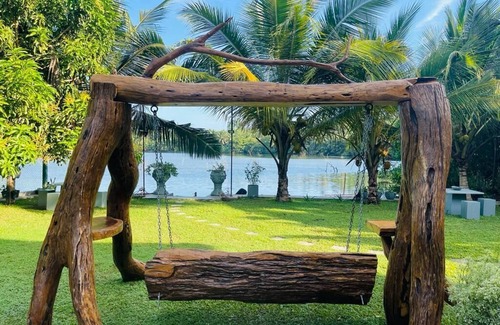 Galle Apartamento | Morning Guest can see Momkeyies and Birds