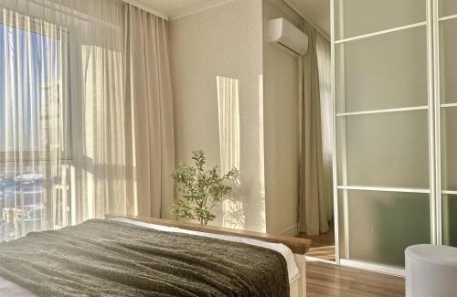 Almaty Apartamento | Morning whisper with mountain view
