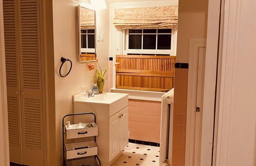 Old Town Winchester Apartamento | Morocco Loft 2BR overlooking city walking mall