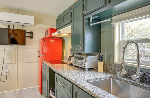 Fellowship Casa | Morriston Getaway w/ Patio - Near HITS Farm!