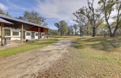 Fellowship Apartamento | Morriston Studio: 13 Mi to World Equestrian Center