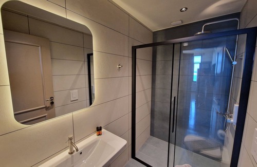 Old Town Hotel | Mosaic Venetian Harbour Suites