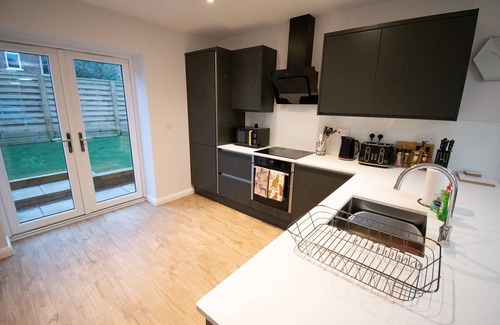 Fallowfield Casa | Moseley Gardens
