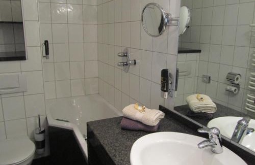 Cochem Hotel | Moselland Hotel im Enderttal Zum Onkel Willi