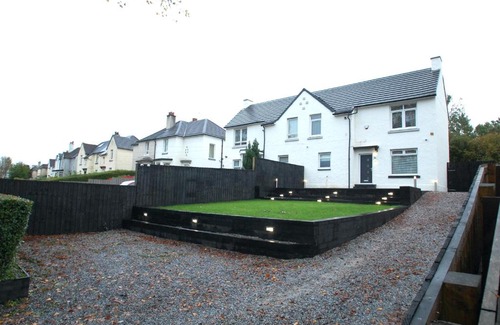 Glasgow Casa | Mosspark Luxury House