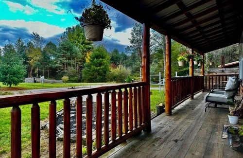 Marienville Cabina | Mossy Oak Villa:Pet-Friendly Cabin Near Cook Forest & Allegheny National Forest