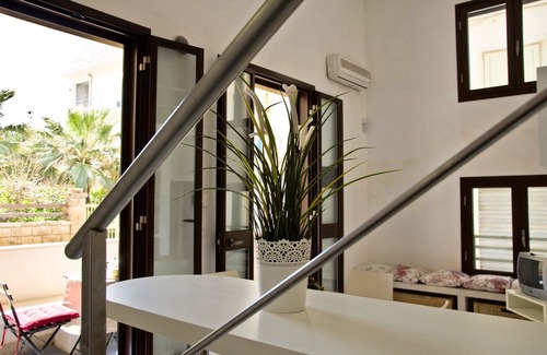 Donnalucata Casa | ¡LA MAYORÍA DE LOS APARTAMENTOS RENOVADOS A SOLO 50 METROS DE LA PLAYA!