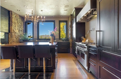 Edwards Casa | Most luxurious home in Arrowhead. True Ski In/Ski Out