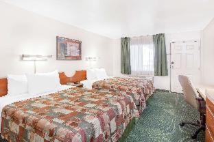 Barstow Hotel | Motel 6 Barstow, CA I15 and Lenwood Road