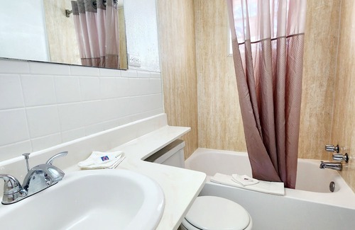 Canon City Hotel | Motel 6 Canon City, CO