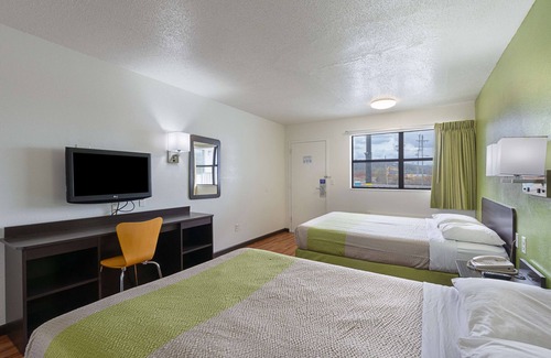 Tyner Hotel | Motel 6 Chattanooga, TN