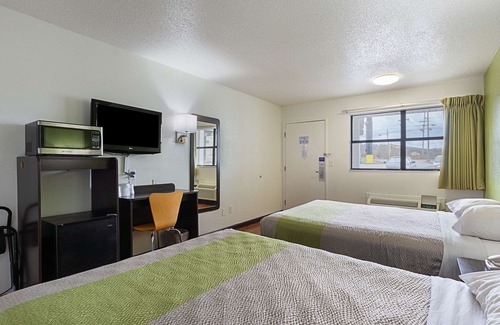 Tyner Hotel | Motel 6 Chattanooga, TN