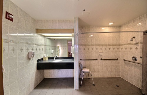Edinburg Hotel | Motel 6 Edinburg, TX