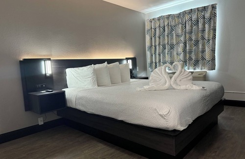 Hollywood Hotel | Motel 6 Hollywood