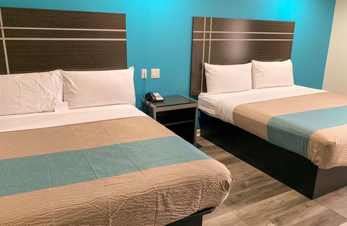 Houston Hotel | Motel 6 Houston, TX - Hwy 249 and Fallbrook