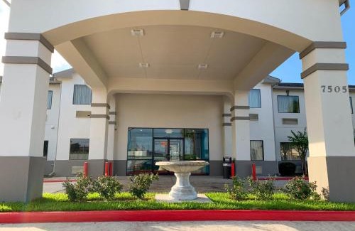 Houston Hotel | Motel 6 Houston, TX - Hwy 249 and Fallbrook