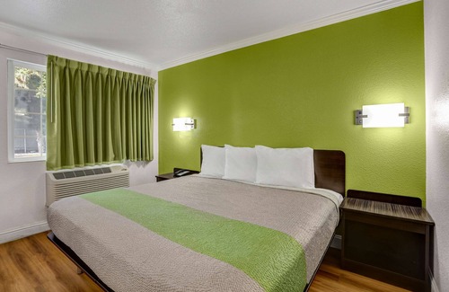 King City Hotel | Motel 6 King City, CA