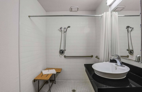 King City Hotel | Motel 6 King City, CA