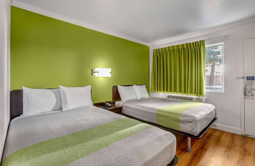 King City Hotel | Motel 6 King City, CA