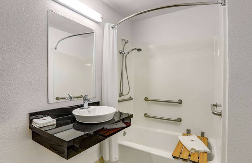 King City Hotel | Motel 6 King City, CA