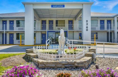 Lexington Hotel | Motel 6 Lexington I-75 Hamburg