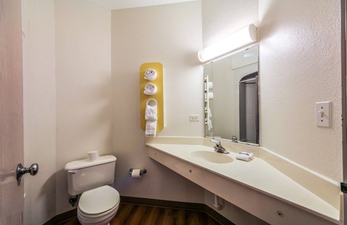 New Braunfels Hotel | Motel 6 New Braunfels, TX