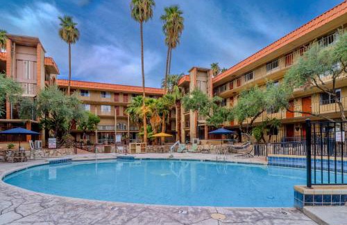 Phoenix Hotel | Motel 6 Phoenix, AZ – Sky Harbor