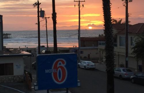 Downtown Hotel | Motel 6 Pismo Beach CA Pacific Ocean