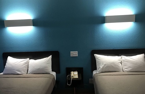 Northeast Raleigh Hotel | Motel 6 Raleigh, NC - North