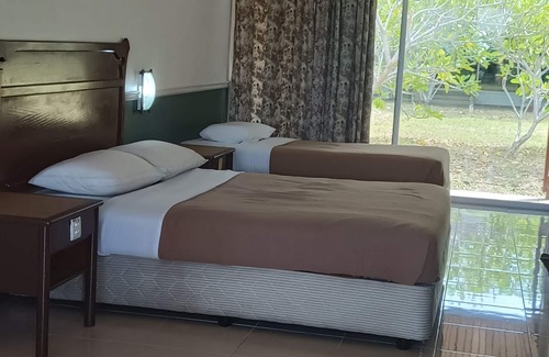 Bukit Kecil Hotel | MOTEL DESA