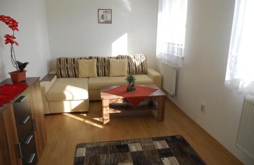 Kralova Hotel | Motel Madona