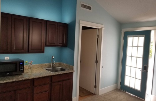 Cal Young Apartamento | ¡Suegra Suite cerca de Autzen / Hayward!