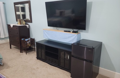 Cal Young Apartamento | ¡Suegra Suite cerca de Autzen / Hayward!