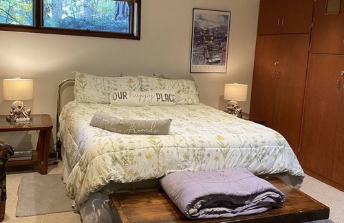 Grass Valley Casa | Mother-In-laws unit with Hot Tub, Relax and enjoy!