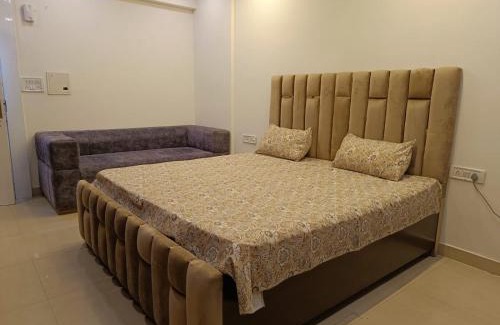 New Delhi Casa | Moti Nagar, DLF Capital Greens