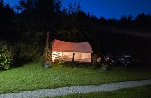 Uherce Mineralne Cabina | Moto Keja Bieszczady