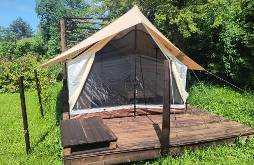 Uherce Mineralne Cabina | Moto Keja Bieszczady