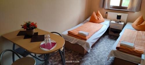 Kamenicky Senov Casa | motorest U KONĚ