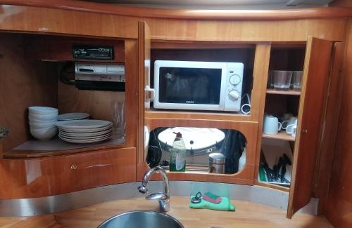 Eeklo Alquiler De Eote | Motoryacht ELENA