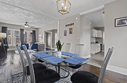New Center Detroit Casa | Motown Hangout Near Motown Museum, Henry Ford Hospital, Fisher Theater