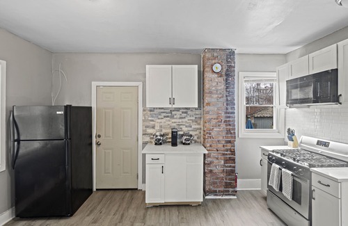 New Center Detroit Casa | Motown Hangout Near Motown Museum, Henry Ford Hospital, Fisher Theater