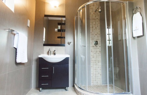 Bulawayo Cabina | Motsamai Lodge