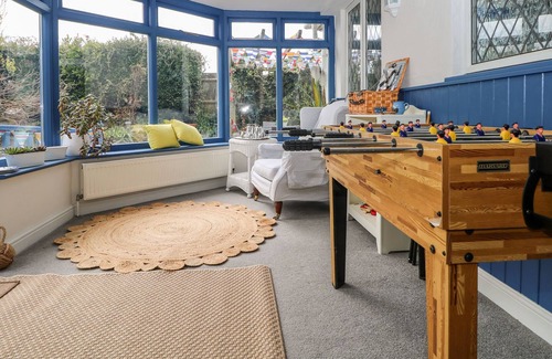 Peacehaven Cabaña | MOUETTE, pet friendly, country holiday cottage in Peacehaven