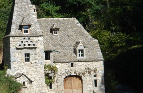 Sanvensa Casa | Moulin de la Commanderie Saint-Michel, cerca de Villefranche-de-Rouergue